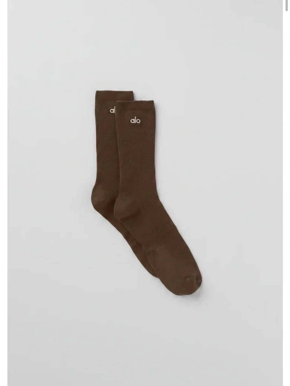 Alo Unisex half crew understated Brown Socks